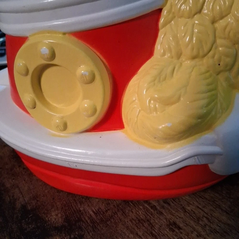 Vintage Hasbro 1983 Big Bird's S.S. Sprinkle Kids Water Sprinkler Muppets READ